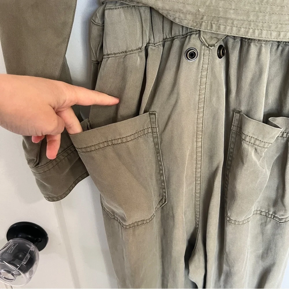 Pam & Gela Zip Jumpsuit - Picture 11 of 14